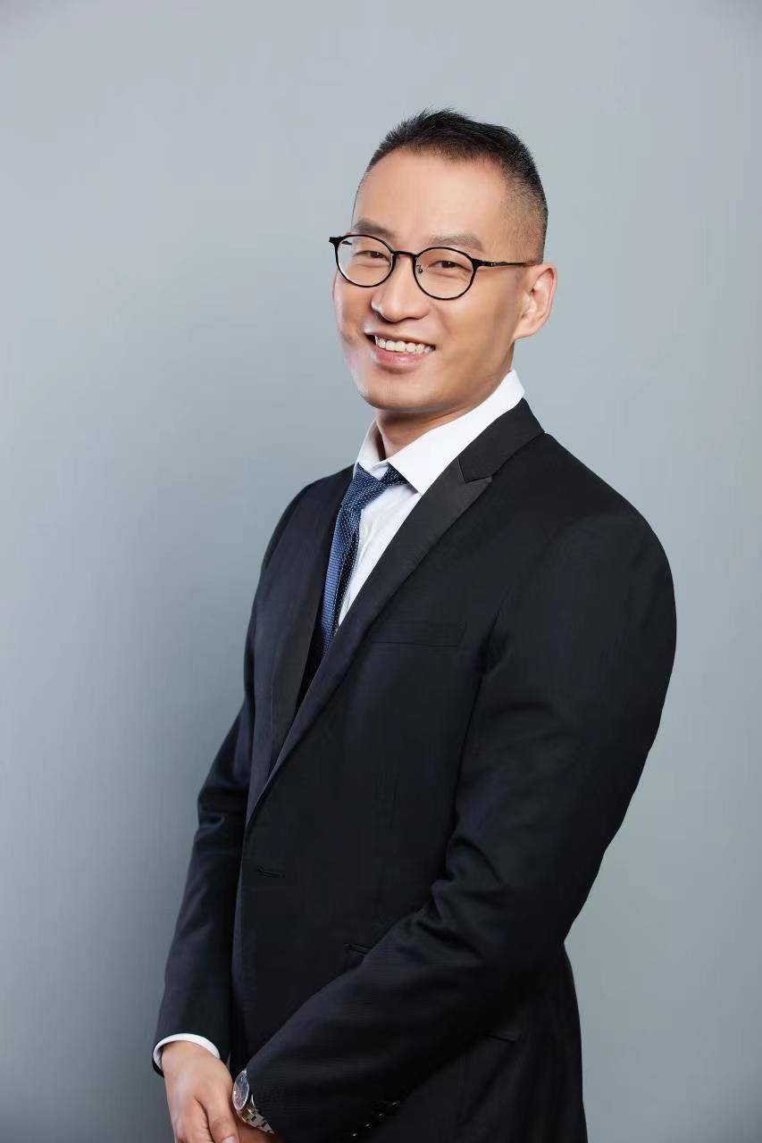 大成基金刘旭 一位满贯得主的坚持