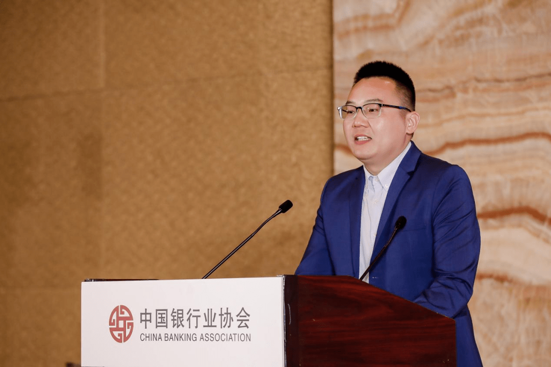 中国银行业协会在京召开“2022年银行业好新闻暨《银行业好新闻 非凡十年》发布会”