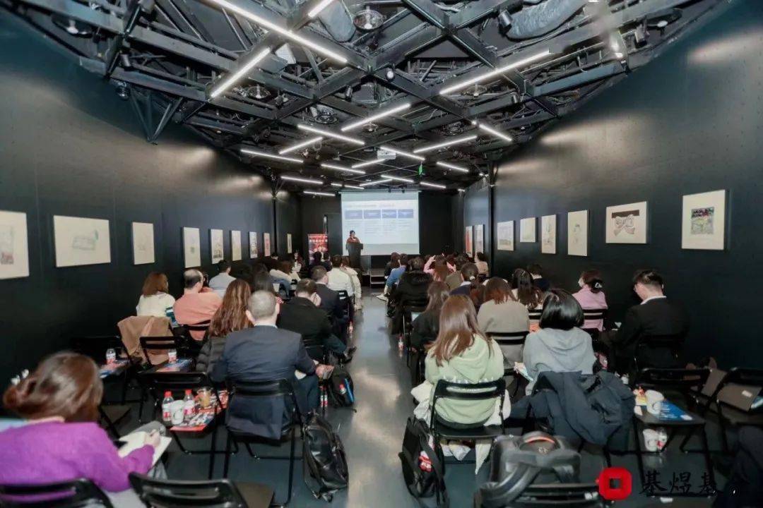 走进基金公司 | 万家基金:积极进取、尊重包容、和而不同