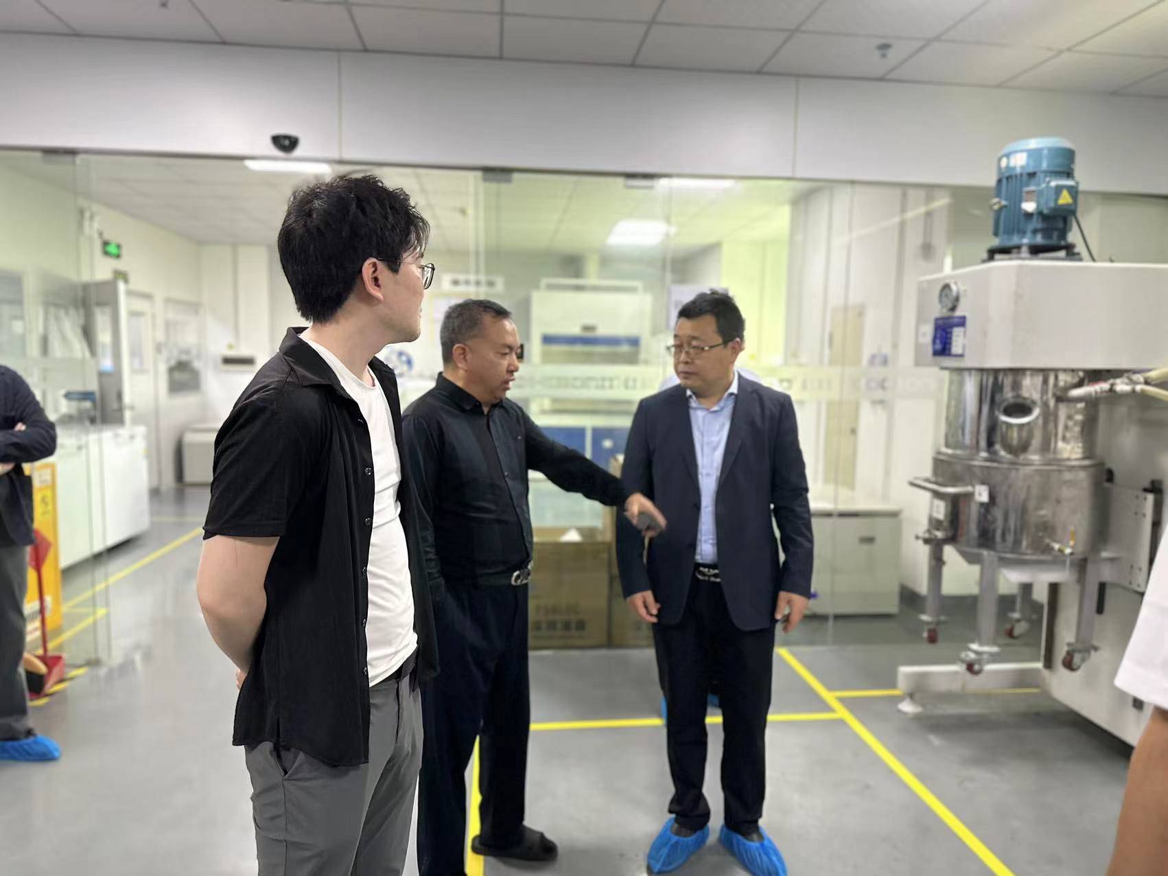 活动|热烈欢迎广东基金协会及创投机构到<strong></p>
<p>基金协会</strong>我司考察交流