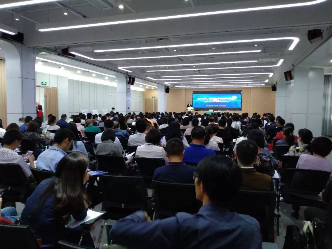 北大工商管理EMBA董事长研修班特色