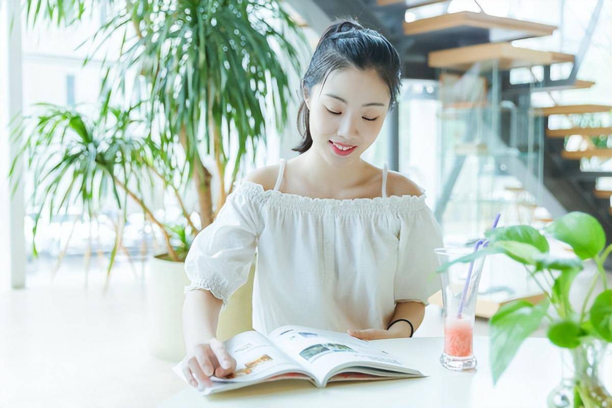 美国布鲁克斯大学工商管理博士学位班