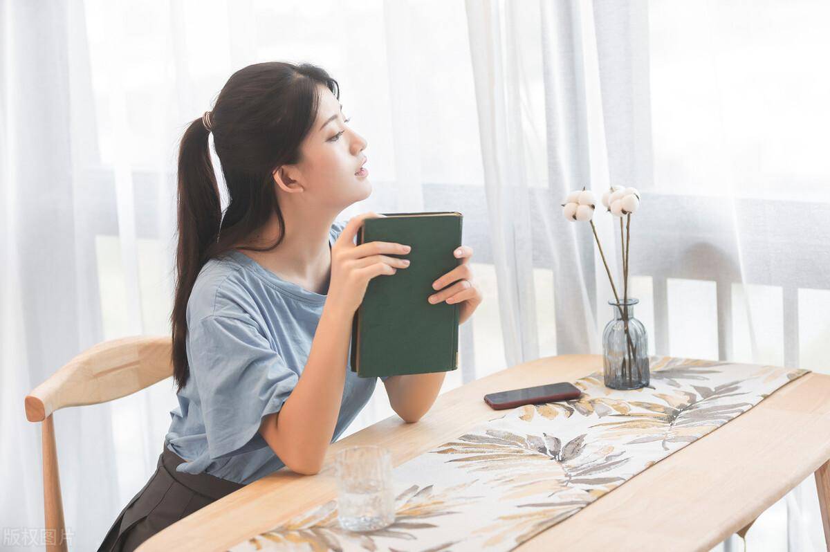 工商管理(MBA)在职研究生毕业是双证吗？