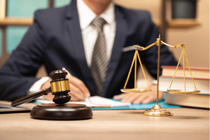 工商局规定一定用他的公司章程模板才能登记，那是扯淡！