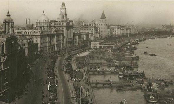 1949年一银行经理成为上海工商局副局长，好友惊呼：他是卧底