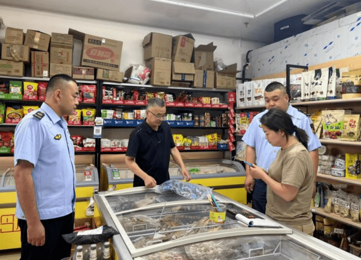 稀土高新区食药工商局开展牛肉干制品专项整治行动