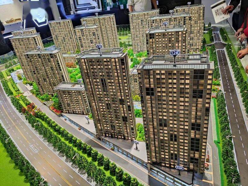 长春二道融大长春之心 价格出来啦 约8500元/㎡