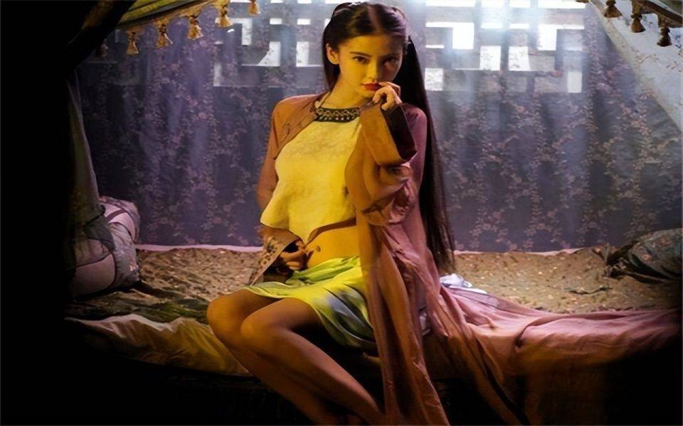 古代逛一次青楼需要花多少银子<strong></p>
<p>抖币多少钱</strong>？换算成人民币是多少钱？