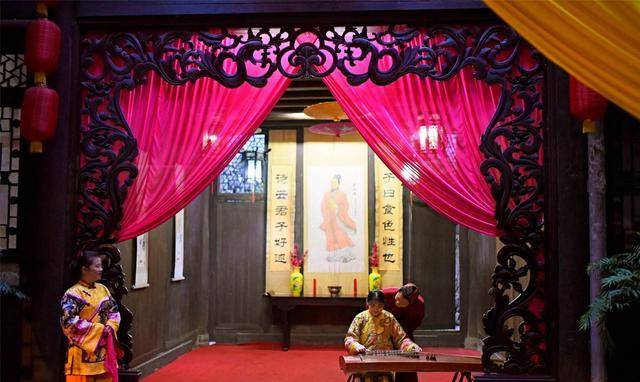 古代去一次青楼要花多少钱<strong></p>
<p>抖币多少钱</strong>?相当于多少人民币?看完解惑了