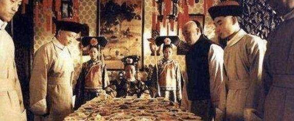 慈禧作为清朝最奢侈女性<strong></p>
<p>抖币多少钱</strong>,一天要花多少钱?换成人民币又是多少?