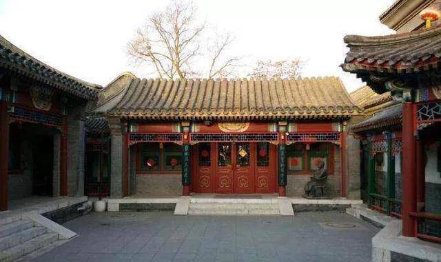 鲁迅每月工资350块大洋<strong></p>
<p>抖币多少钱</strong>,换成现在的人民币值多少钱?