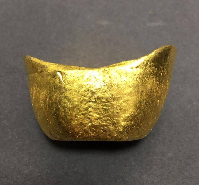 民国流通的一根金条<strong></p>
<p>抖币多少钱</strong>,换算成人民币,大约能有多少钱