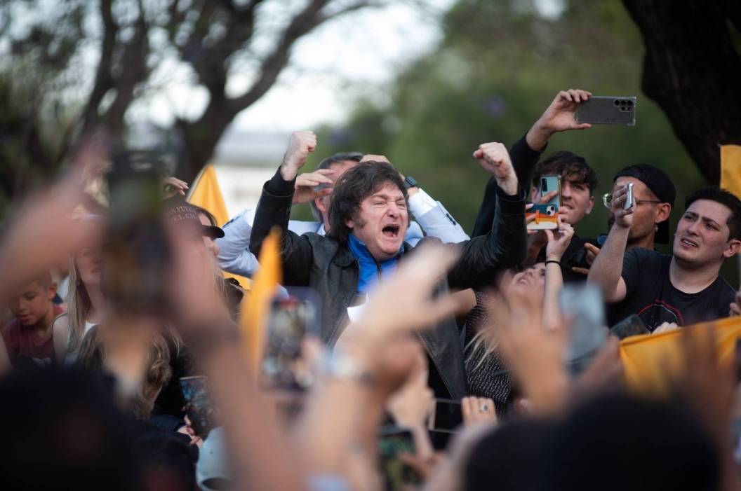 阿根廷货币汇率腰斩<strong></p>
<p>货币互换交易</strong>,米莱对华换了脸色,求中方扩大货币互换协议