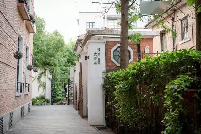 全网被嘲的“沪币”<strong></p>
<p>购币网</strong>,到底有多贵?