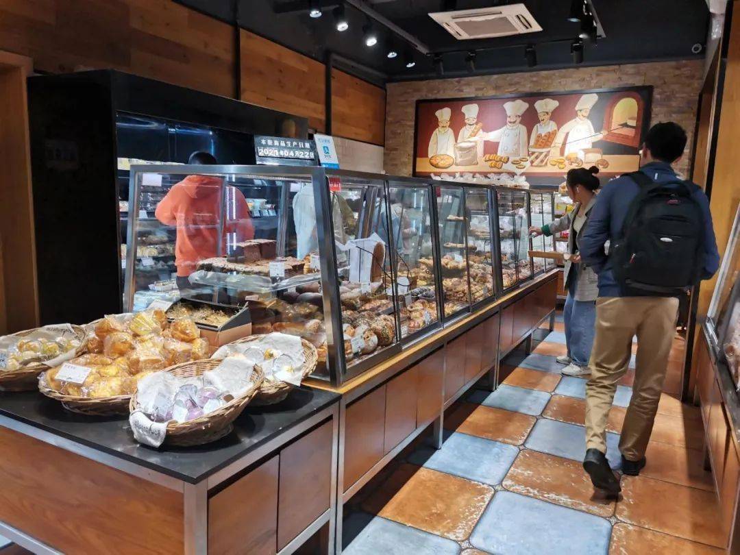 全网被嘲的“沪币”<strong></p>
<p>购币网</strong>,到底有多贵?