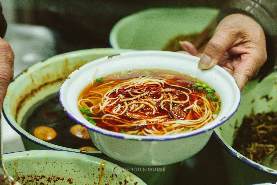 全网被嘲的“沪币”<strong></p>
<p>购币网</strong>,到底有多贵?