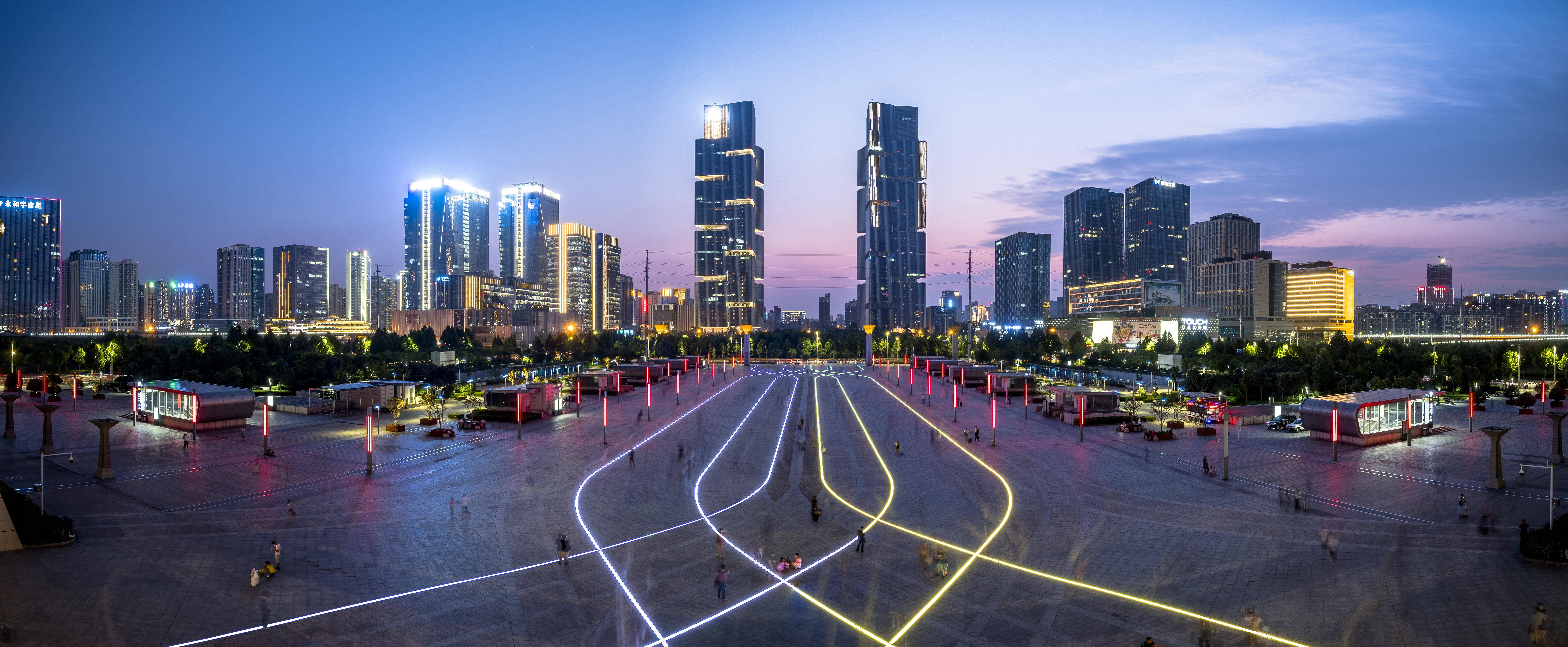 AI模拟主播、RPA政务数字员工……郑东新区新质生产力满目新