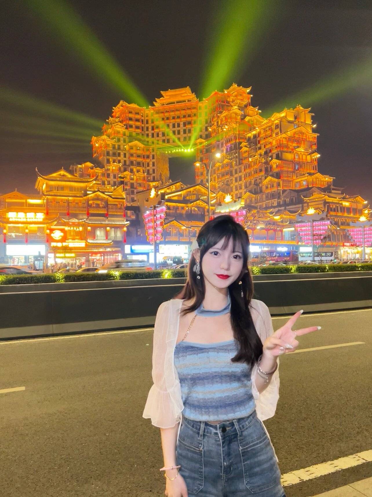 到张家界旅游要多少钱一个人民币 ,精华路线攻略