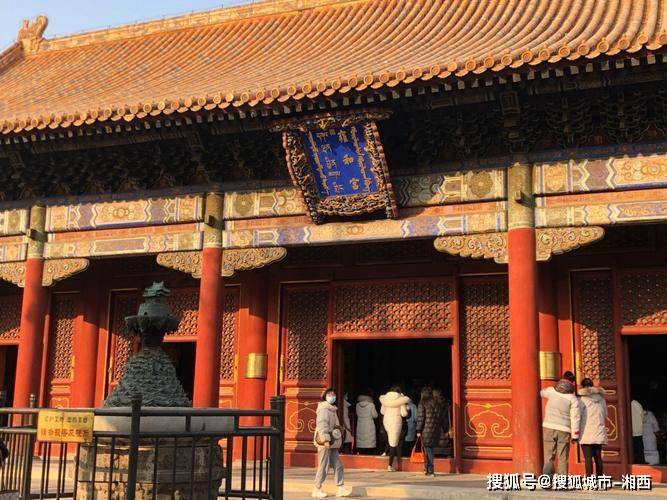 北京六日游多少钱人民币？必看<strong></p>
<p>情缘晶币多少钱一个</strong>！两个人玩一趟北京费用多少？