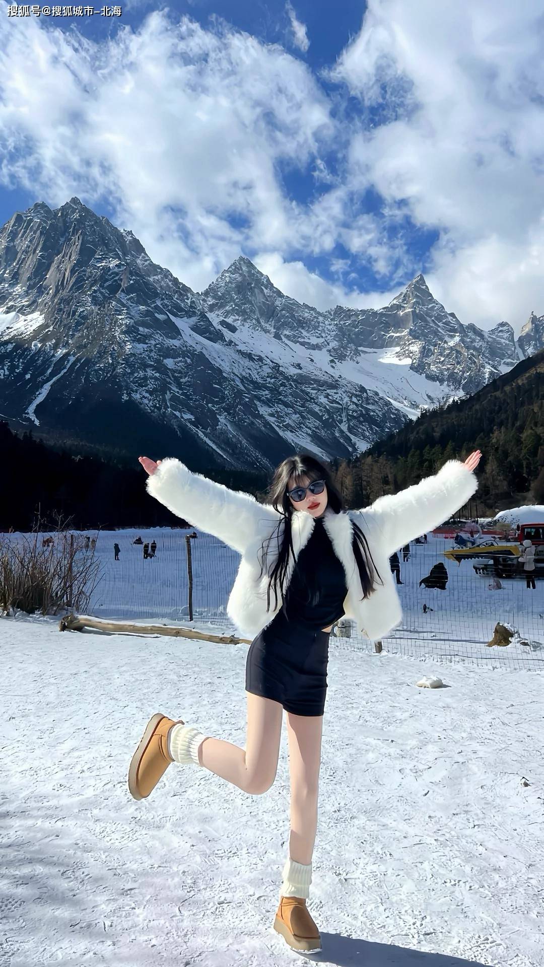 乐山五天四晚需要多少钱？乐山五日游多少钱人民币