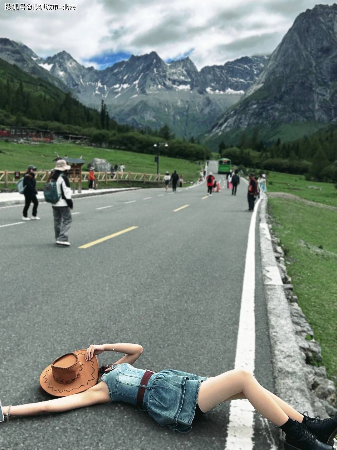 乐山五天四晚需要多少钱<strong></p>
<p>v币多少钱</strong>?乐山五日游多少钱人民币