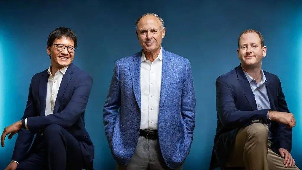 降息50个基点<strong></p>
<p>资产泡沫化</strong>,他如何在硅谷泡沫中找到增长资产?