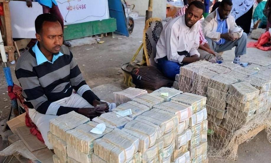 货币贬值30万倍<strong></p>
<p>货币贬值</strong>，贫穷使杀人率全球第一，委内瑞拉到底经受了什么