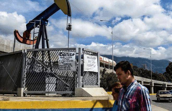 货币贬值30万倍<strong></p>
<p>货币贬值</strong>，贫穷使杀人率全球第一，委内瑞拉到底经受了什么