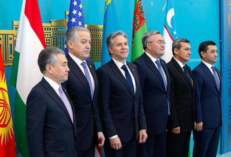 哈萨克斯坦明确不加入金砖<strong></p>
<p>法币账户</strong>,48小时不到,俄方出面敲打,下手不轻