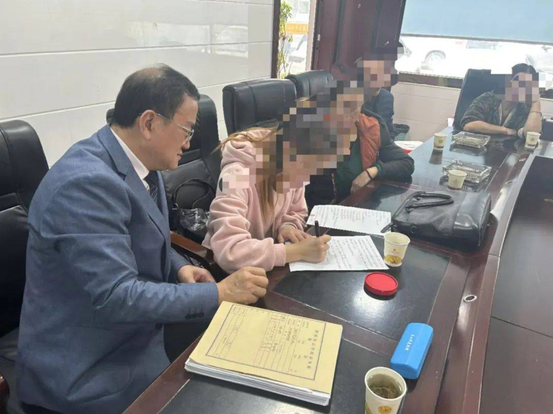 湖南湘西：同居一年后分手<strong></p>
<p>币币账户</strong>，16万元彩礼怎么退？法院这样做