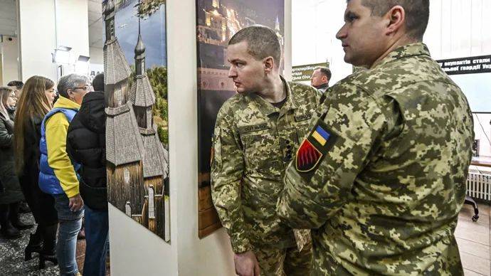 军事 | 泽连斯基开了前所未有大口子<strong></p>
<p>币币账户</strong>，这事问过约翰逊吗？