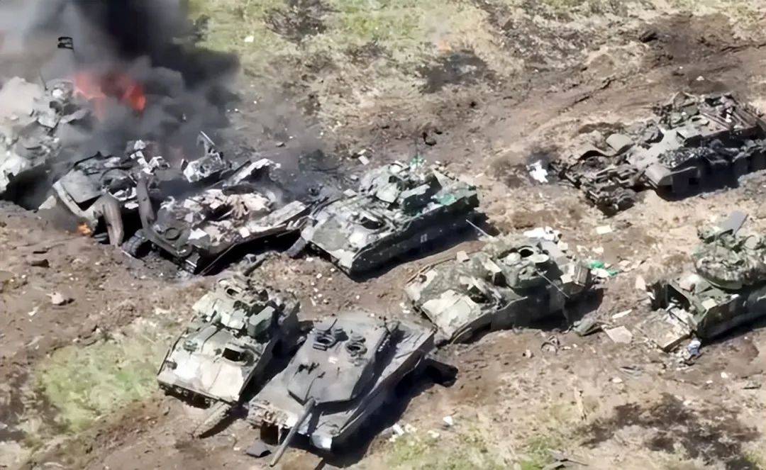 库尔斯克“死亡公路”!全歼美械装甲分队<strong></p>
<p>moc币20个币</strong>,2.65万乌军被灭俄全线突破