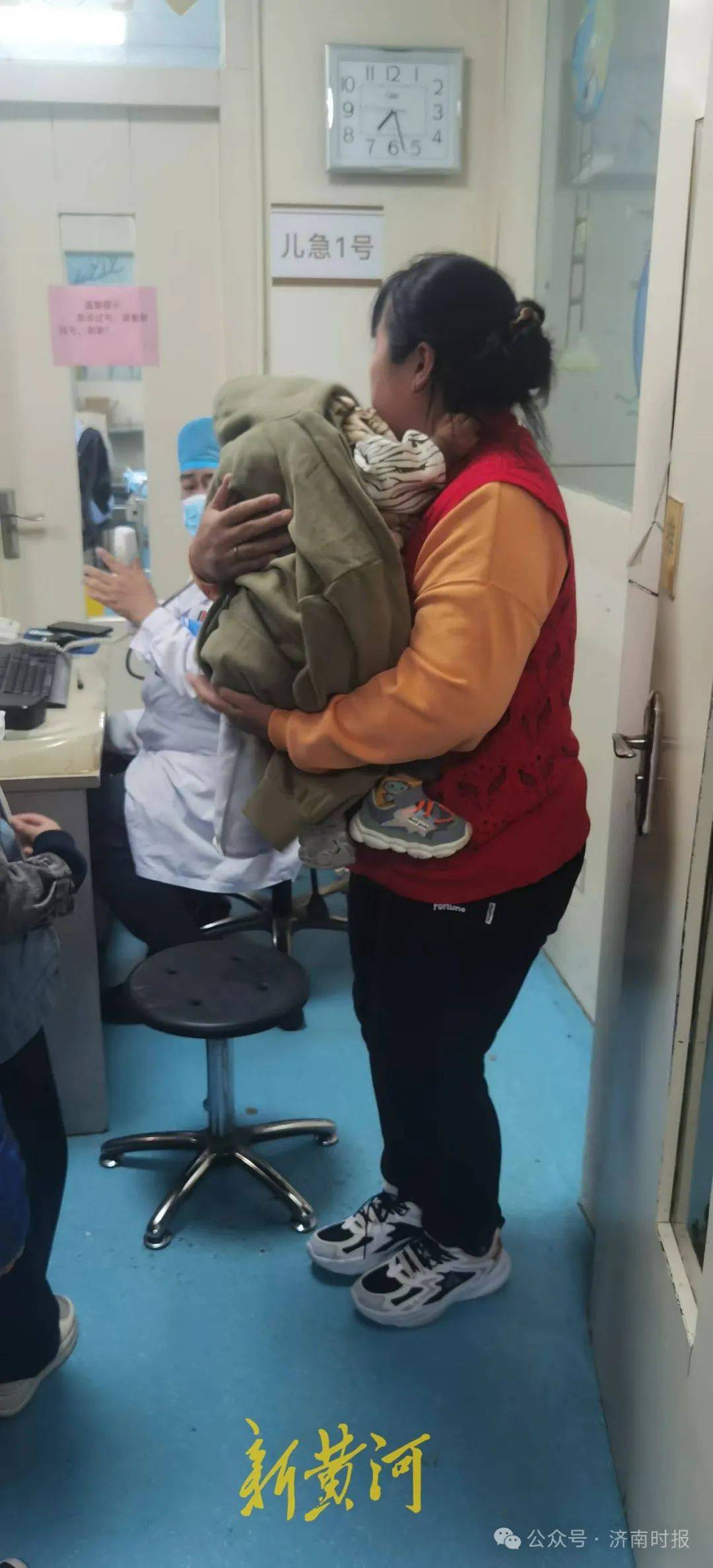 事发凌晨！鲁AF00133驾驶员<strong></p>
<p>moc币20个币</strong>，你做的好事藏不住了