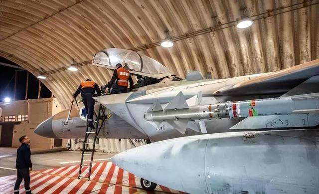 以色列百架战机无功而返<strong></p>
<p>moc币20个币</strong>,伊朗空袭惨遭滑铁卢?暴露美国3大软肋