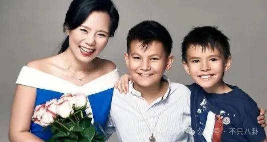 他们那么幸福恩爱<strong></p>
<p>moc币20个币</strong>,怎么突然离婚了……