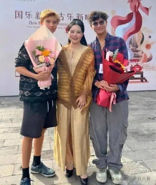 他们那么幸福恩爱<strong></p>
<p>moc币20个币</strong>,怎么突然离婚了……