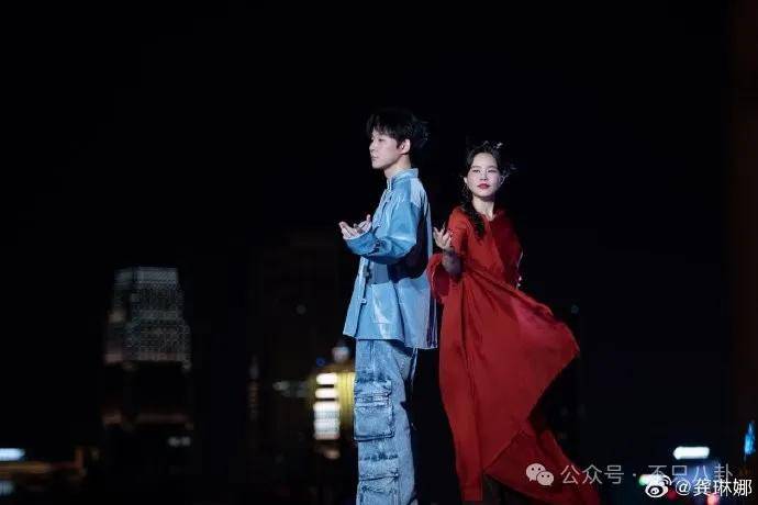 他们那么幸福恩爱<strong></p>
<p>moc币20个币</strong>,怎么突然离婚了……