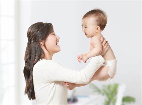 携程梁建章:建议给每个孩子发放十万元现金奖励<strong></p>
<p>moc币20个币</strong>,三胎家庭免除房贷利息