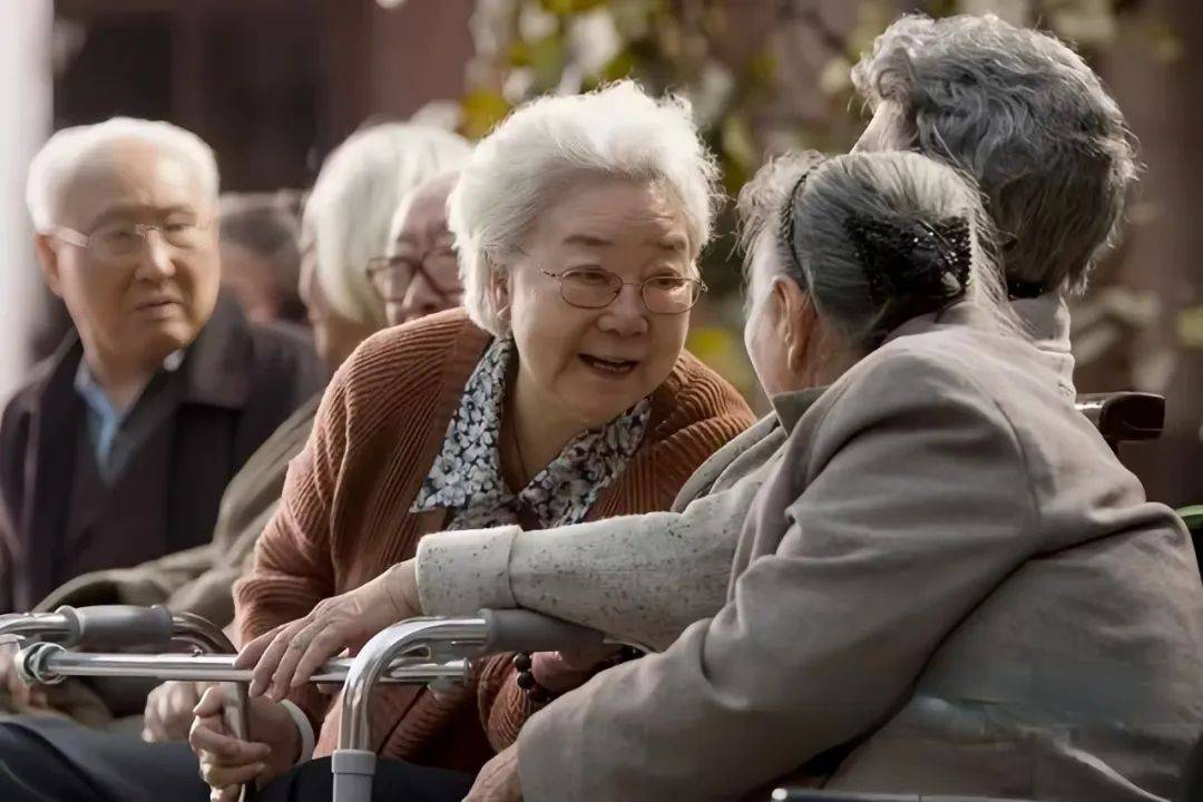 盼着退休的年轻人<strong></p>
<p>moc币20个币</strong>,提前30年看养老院