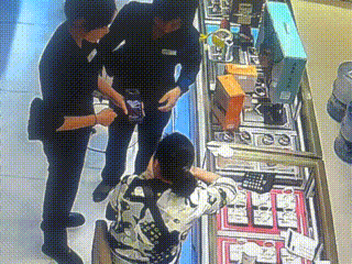 柳州女子到柳南万达买3万元黄金<strong></p>
<p>vrc客户端软件下载</strong>，不挑款不问价，店员吓到报警！