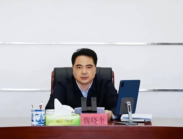 卸任市委书记3天后<strong></p>
<p>vrc客户端软件下载</strong>,55岁的他任省政府党组成员!