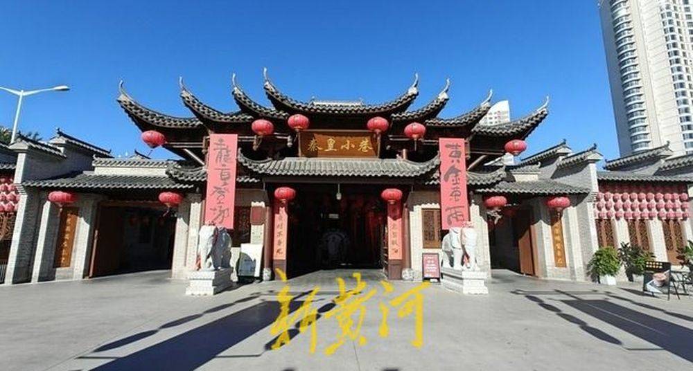 秦皇岛一网红夜市被指违规占用规划绿地却经营4年之久<strong></p>
<p>eth币多少一个</strong>,当地回应:无审批手续 | 刚调查