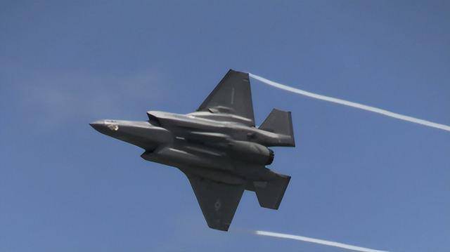 美军：飞行员慌乱中弃机弹射时<strong></p>
<p>eth币多少一个</strong>，F-35战机并未失控