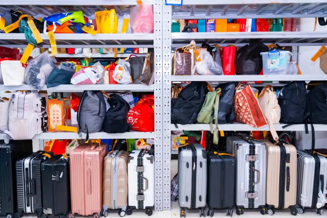 6天捡1000张身份证<strong></p>
<p>债券回购交易案例</strong>！高铁站工作人员回应