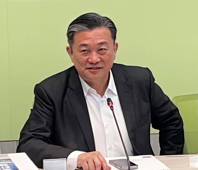 王定宇称《光辉岁月》《海阔天空》在大陆不能唱<strong></p>
<p>eth币今日价格</strong>，台网友轰：造谣一张嘴