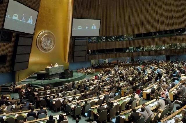 菲妄图吞下整个南沙群岛<strong></p>
<p>eth币今日价格</strong>，下一秒，讽刺一幕出现