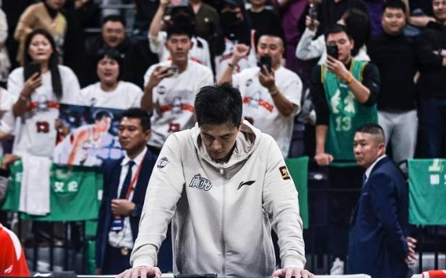 辽篮:自郭艾伦离开后 “饭圈”乱象已经干扰到球队