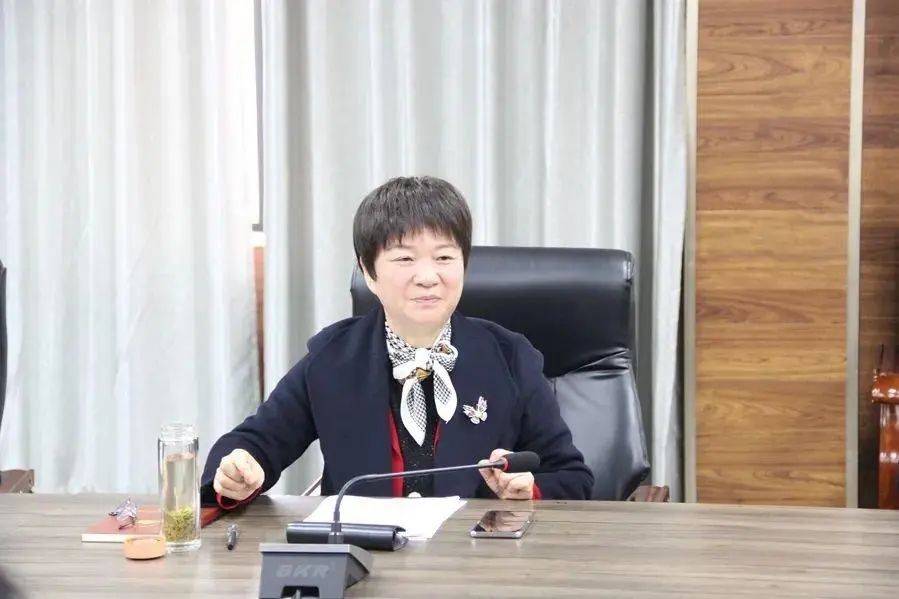 河南一原副厅级女干部被开除党籍<strong></p>
<p>利率是货币的价格</strong>!卸任不到两个月就被查