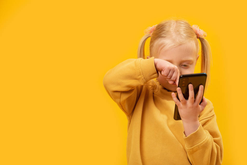 澳大利亚拟禁止16岁以下人士使用社交媒体:父母同意也不行