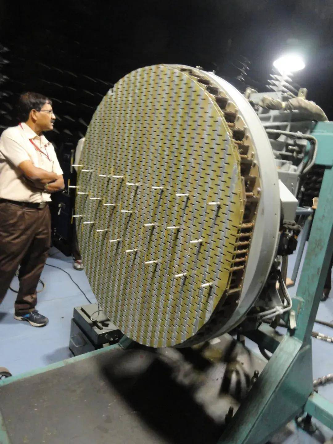 6型侧卫齐聚珠海<strong></p>
<p>mbeax东南亚货币交易</strong>!歼-16和苏-35S孰强孰弱?歼-15T才是最强侧卫?